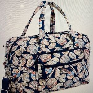 NWT Vera Bradley Morning Shells Weekender Travel Bag